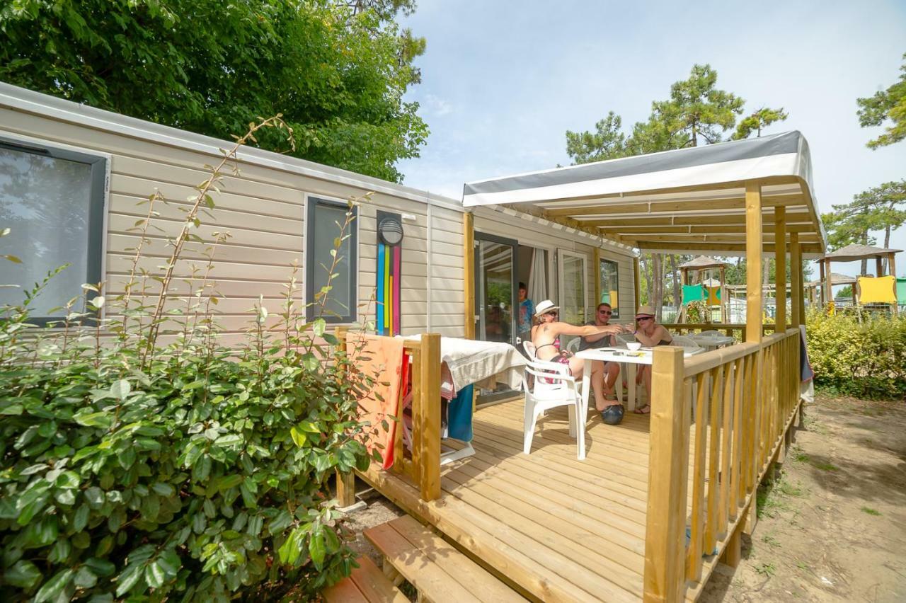 Camping Paradis Le Zagarella Saint-Jean-de-Monts Esterno foto