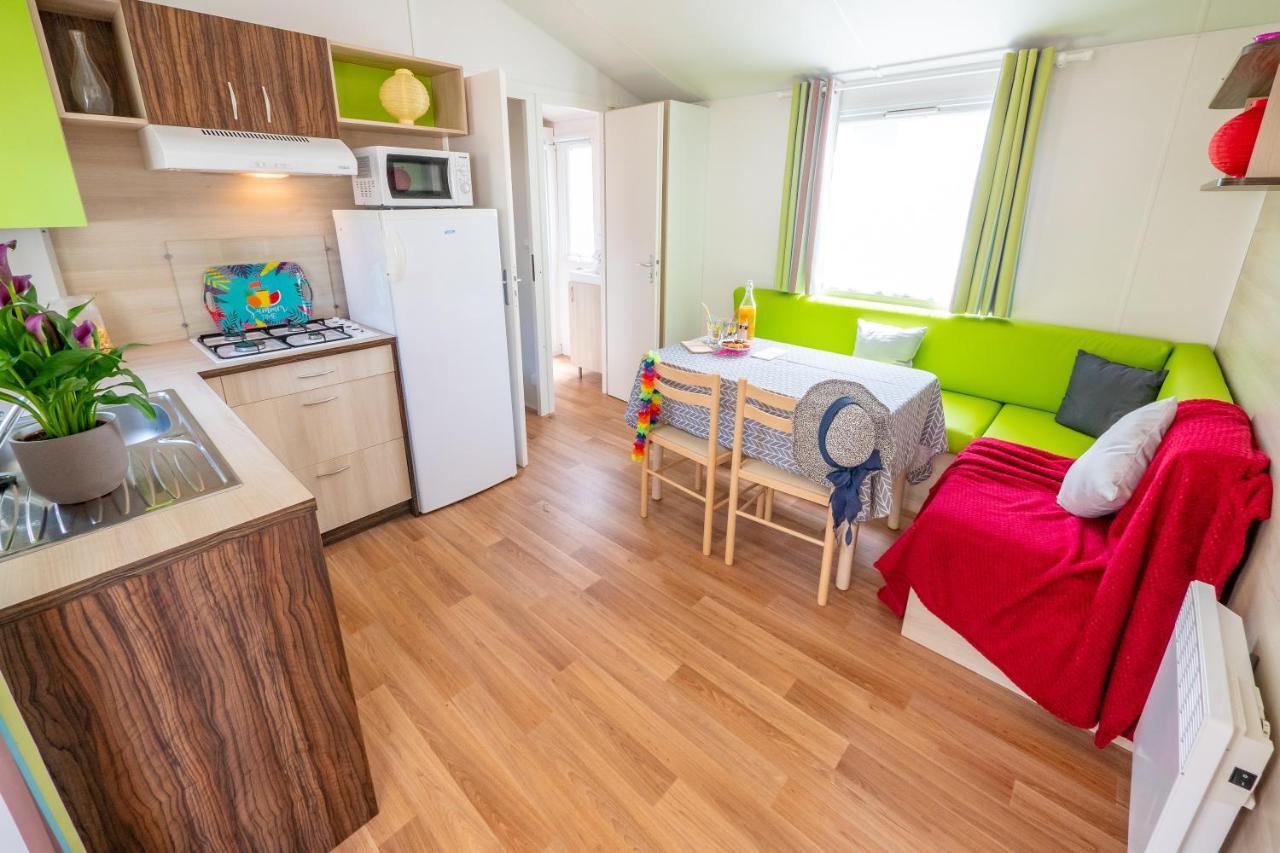 Camping Paradis Le Zagarella Saint-Jean-de-Monts Esterno foto